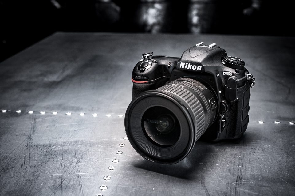 【發佈會】Nikon DX 旗艦機 D500 終於來臨　攝錄功能比 D5 更強勁