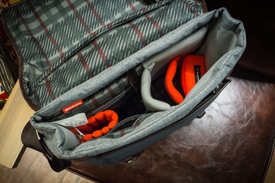 著名腳架品牌 Manfrotto 於 2011 年開始推出相機袋，今日（11 月 16 日）舉行的 Manfrotto 2016 秋冬袋款發佈會上，當中 Windsor 系列相機袋最引人注目，大玩英倫風格，袋身亦比較薄身兼設計時尚，無需帶相機時，當成出街袋都一樣適用。