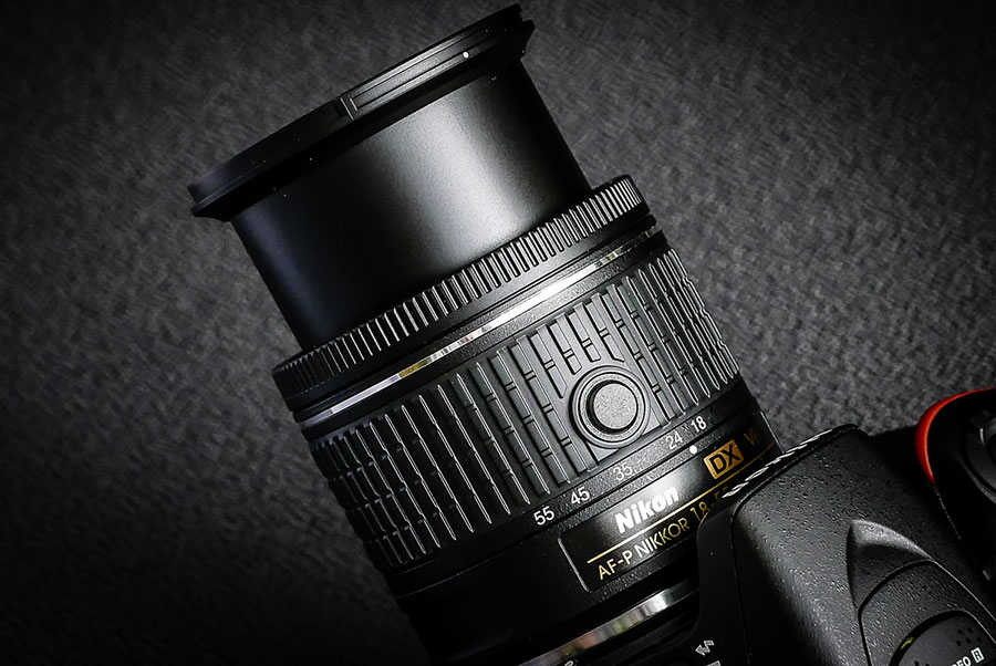Nikon 剛剛在香港正式推出最新 D5600 入門 DSLR，繼承了上代反 mon 設計、2,416 萬像素無低通濾鏡感光元件、39 點自動對焦系統，不過今次就加入了自家 SnapBridge 功能，令過相、upload 相都更方便。