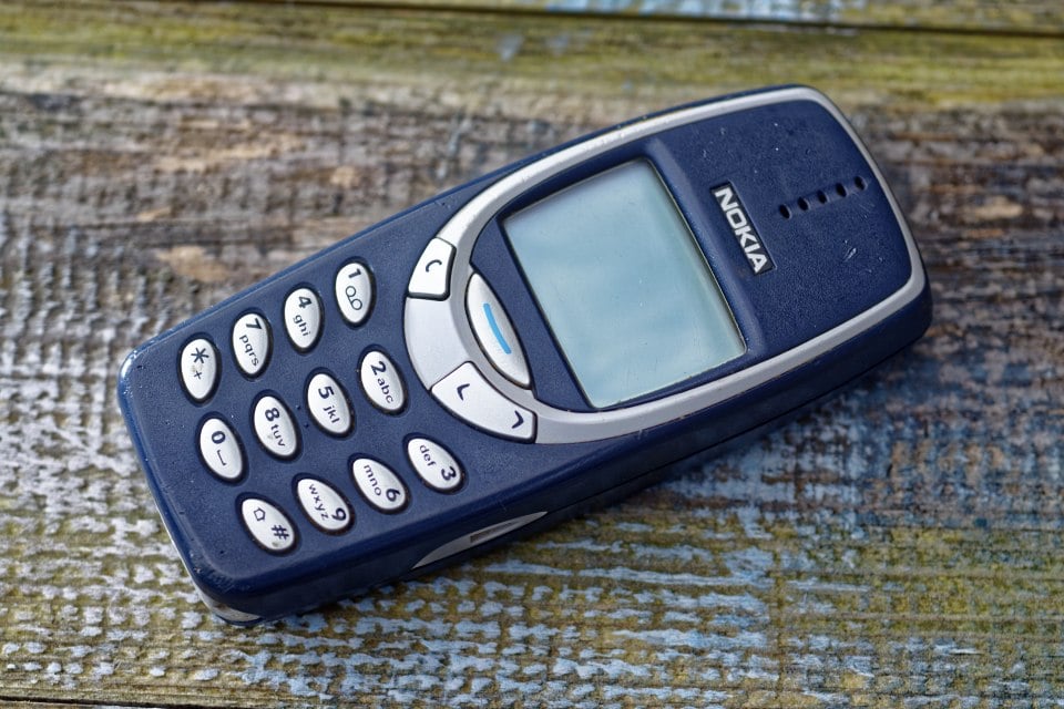 史上最硬「神器」　Nokia 3310 竟然重新推出？