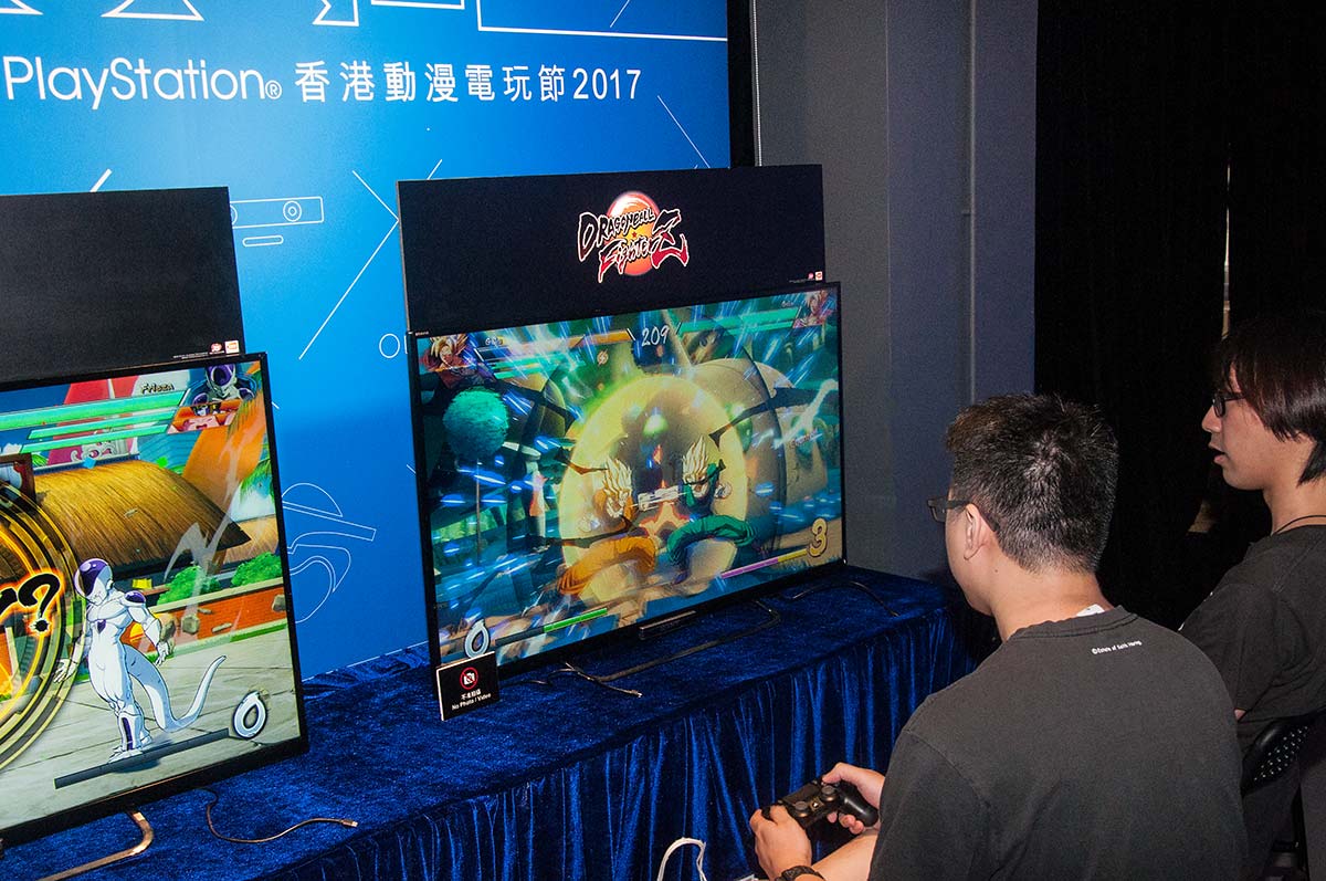 香港動漫電玩節 2017 將於今個月底舉行，連續 4 年參展的 PlayStation，今年提供 23 款未發售的 PS 及 PS VR 遊戲可供試玩。當然亦少不得買機限定優惠，送超過 $1,100 禮品。還有多款超值價 $99 的精選遊戲發售。