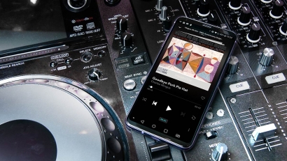 LG V30+ 繼續賣靚聲　兼備專業級拍片功能