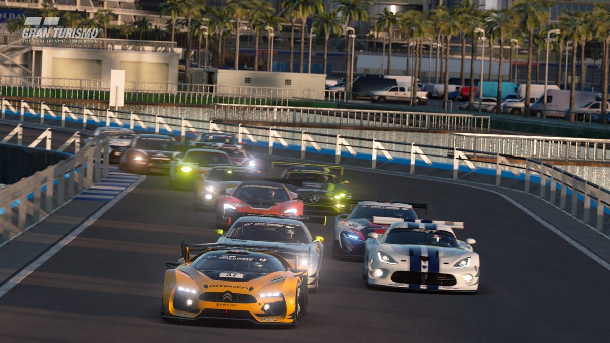 《Gran Turismo Sport》於 2 月底更新遊戲內容，最新的 1.13 版追加了 12 款新舊跑車、藍月灣賽場的「內場區 A」、「內場區 B」，以及提供多項新活動。