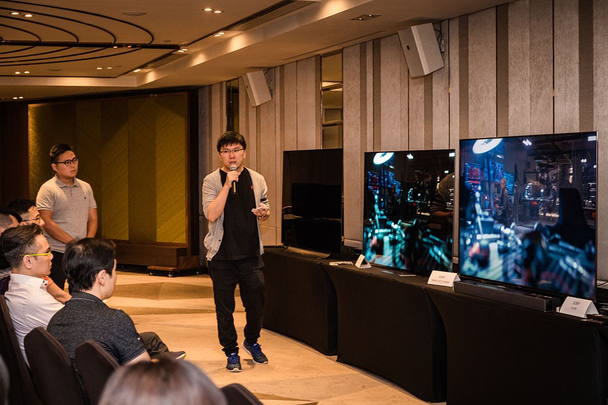 Sony 早前正式帶來了 2018 年最新 4K 電視系列，包括第二代 4K OLED 電視 A8F 以及高階 4K LED 電視系列 X9000F，配合最新的 Dolby Vision 韌體升級，可以帶來現時最頂級的 4K 畫面。早前 Sony 聯同 SPILL 就舉辦了新電視系列的體驗活動，讓參加的朋友可以近距離、以最貼近家居環境使用的畫面設定，仔細比較一下新電視在 X1 Extreme 處理器、Dolby Vision 以及 X-Motion Clarity 技術下帶來的畫質提升。同場還有 Sony 最新推出的 Dolby Atmos Soundbar 系列 HT-Z9F 及 HT-X9000F 的示範，聲效包圍感好多到場的朋友都力讚。