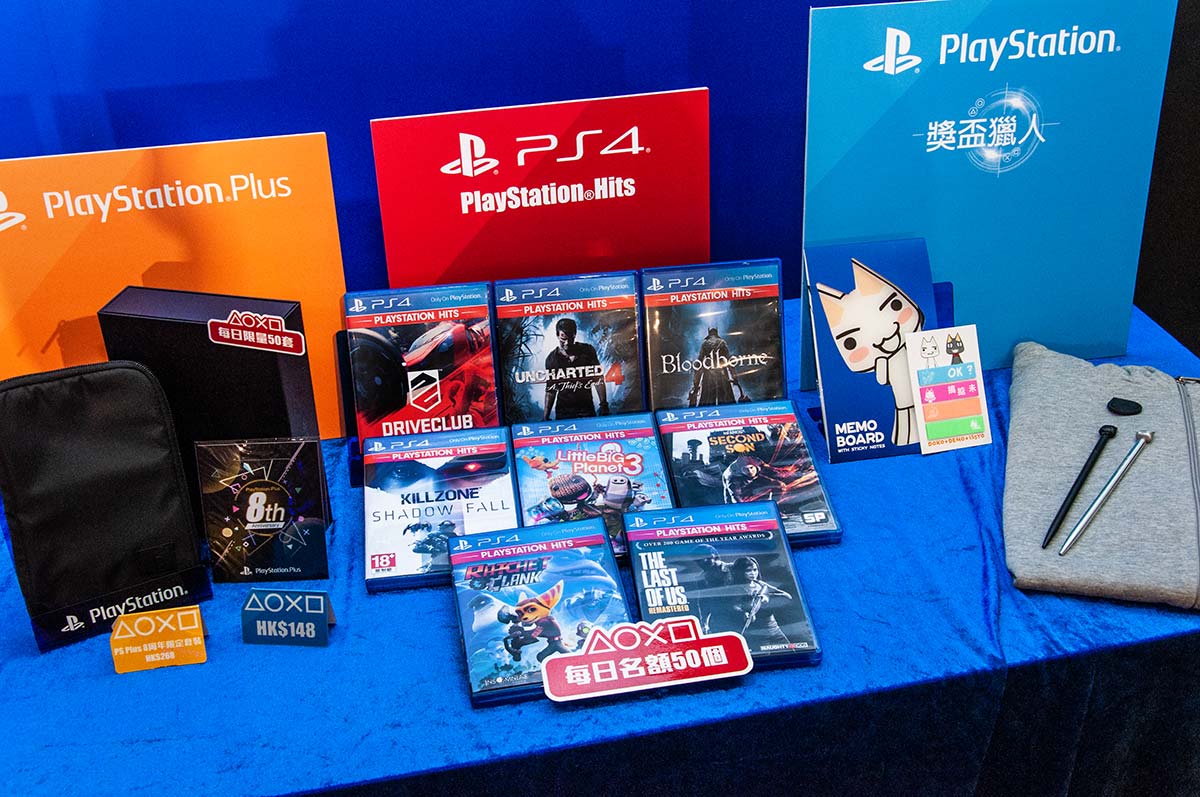 一年一度的香港動漫電玩節於下星期五（27/7）正式開始，PlayStation 跟以往一樣是參展商，出機優惠和最新遊戲定必成為會場的焦點之一。今日 SIEH 正式公開今年的會場出機精選，及以優惠價格購買遊戲，而在試玩區共有 23 款未發售遊戲可供試玩。