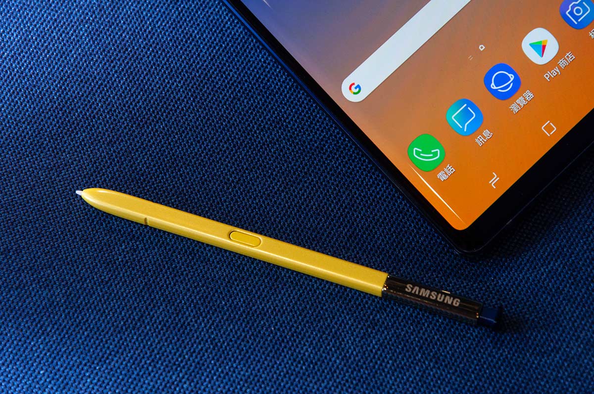 早前 Samsung 在美國紐約發佈了旗艦手機 Galaxy Note 9，今日（23/8）正式登陸香港並公開售價和發售日期。為了讓大家可以率先試玩到 Galaxy Note 9，Samsung 特別於銅鑼灣開設全港首間 Pop-up Samsung Café 限定店。