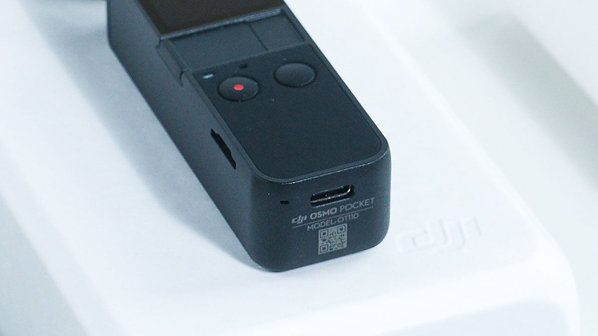 DJI 最新推出的 Osmo Pocket「口袋雲台相機」剛剛正式推出，比起唇膏只係大少少的體型，但就已經有齊 3 軸防震、4K/60P 攝錄功能，除了是 VLOG 神器，亦都好方便鍾意拍片的朋友旅行或者平時記錄生活。不過第一代產品難免有一些缺點或者不足之處，根據今次的設計，我們就來估計一下下一代機款會有甚麼升級。