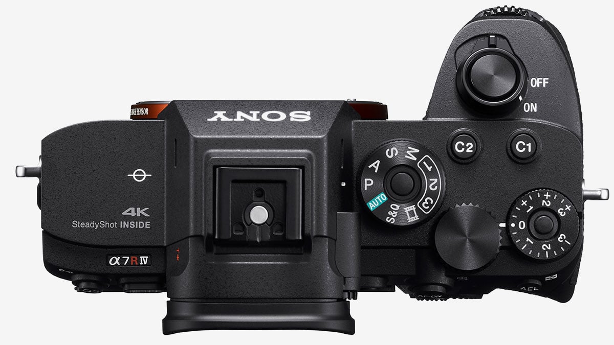 Sony 的第三代無反入面只有 A7S III 遲遲未公佈，估唔到第四代的 A7R IV 會搶先推出。新機具備 6,100 萬像素，是全球首款突破 6,000 萬解像度的全片幅相機。加埋今、明兩年即將公佈的 Nikon Z8、Canon EOS RS 超高解像度無反，新一輪像素大戰快將開始。不過諗返轉頭，我們平時拍攝、分享的相片其實係幾多解像度？究竟又有幾多人需要 6,000 萬像素？