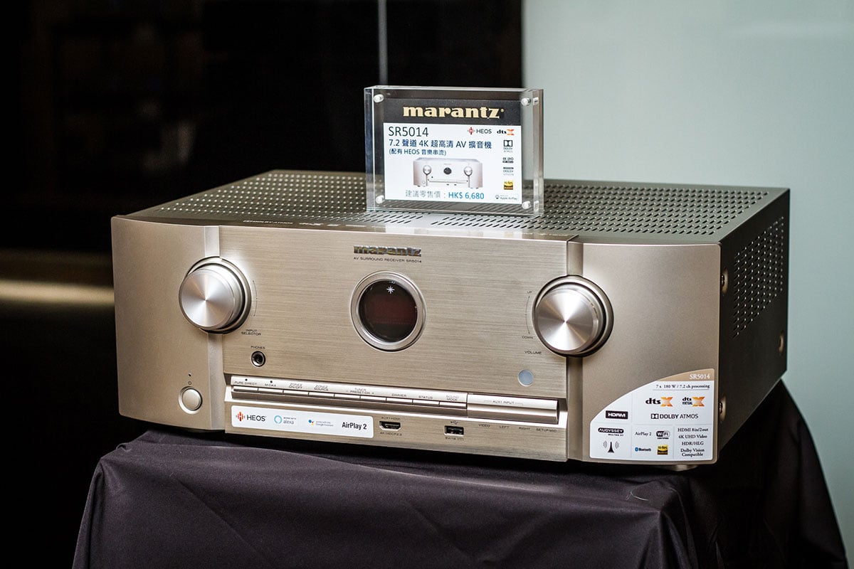 Marantz 2019 年全新的入門至中階系列 AV 擴音機剛剛正式在香港推出，包括了 9.2 聲道的 SR6014、7.2 聲道的 SR5014 以及兩部薄身機款 NR1710、NR1510。除了 5.2 聲道的 NR1510 之外，其他機款都引入了 Dolby Atmos Height Virtualization 技術，加埋 DTS Virtual:X，無需額外喇叭，在原有的 5.1、3.1 甚至 2.1 等的喇叭配置之下就玩到 3D 音效。咁方便的功能，到底實際效果係點樣？今次就同大家試吓，另外都會一試 SR6014 的 IMAX Enhanced 的效果。