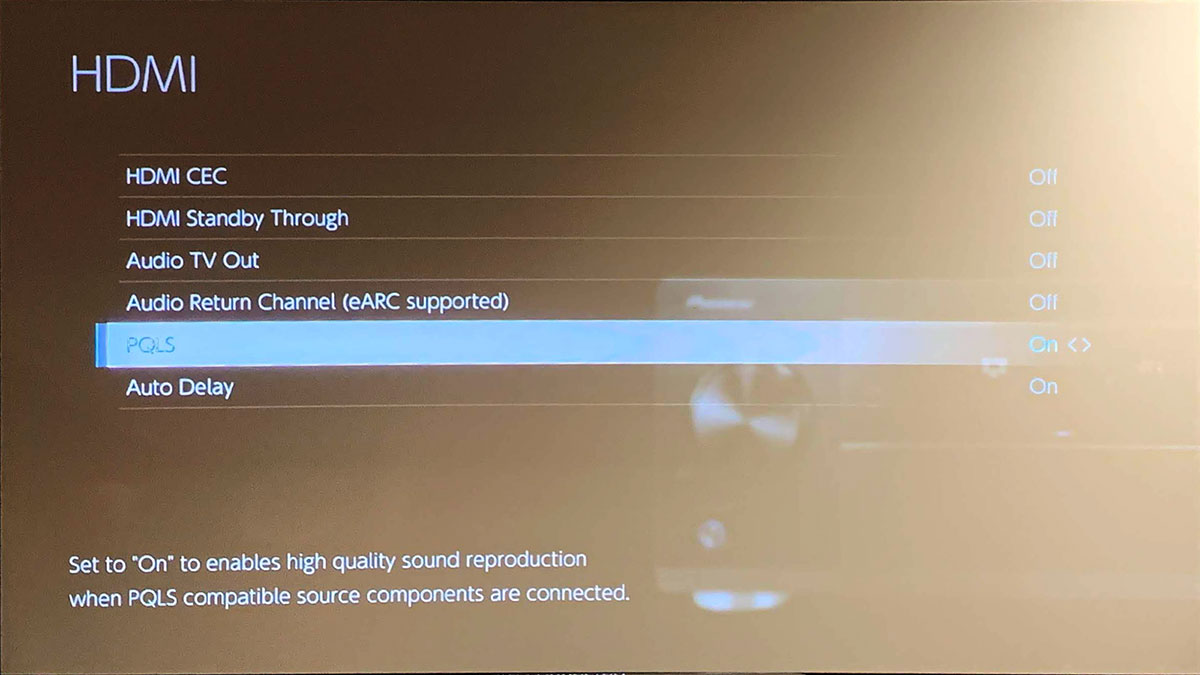 Pioneer 最新推出的 9.2 聲道 AV 擴音機 SC-LX704 今次帶來了很多新功能和設計，讓用家無論睇戲、聽歌都有更好的體驗。新機今次更支援 IMAX Enhanced，可以令家庭影院獲得更震撼的音效。而本來已經十分完善的音樂功能就加入 Roon 的支援，讓用家可以更方便播放高質素音樂串流，加上新增的音訊專用模式以及 AV 直通模式，令到 SC-LX704 在影、音兩方面都有更好表現。