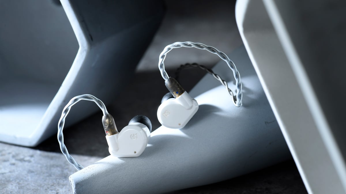 SPILL | 【評測】Campfire Audio Vega 2020：換上陶瓷後，音質更上層樓