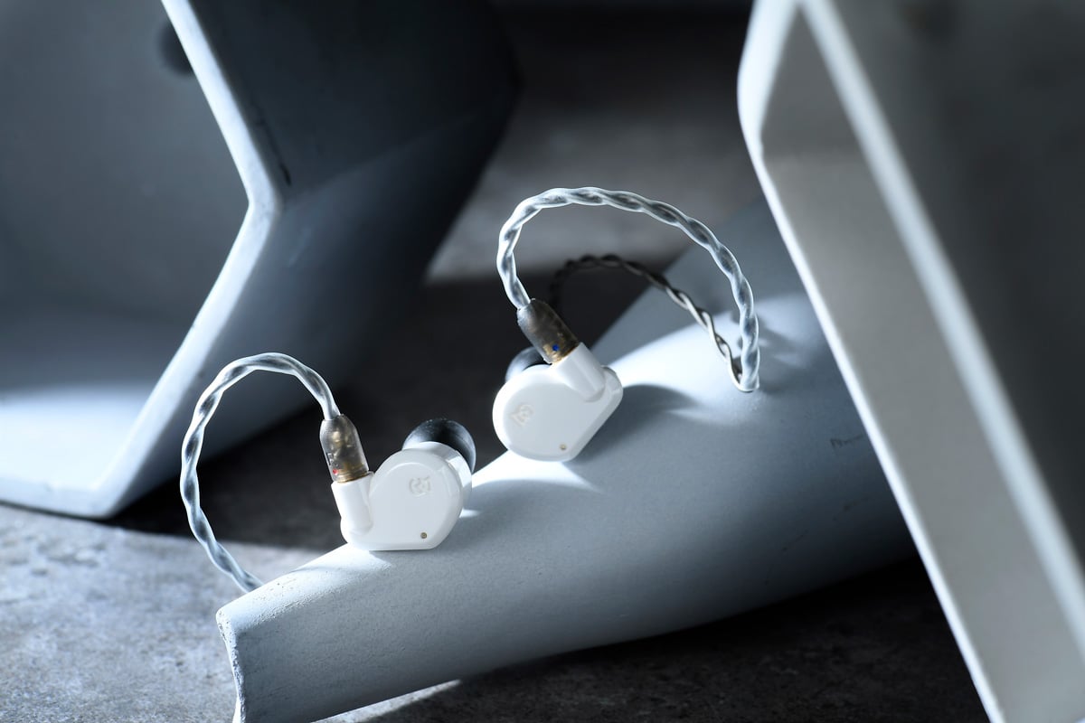 【評測】Campfire Audio Vega 2020：換上陶瓷後，音質更上層樓