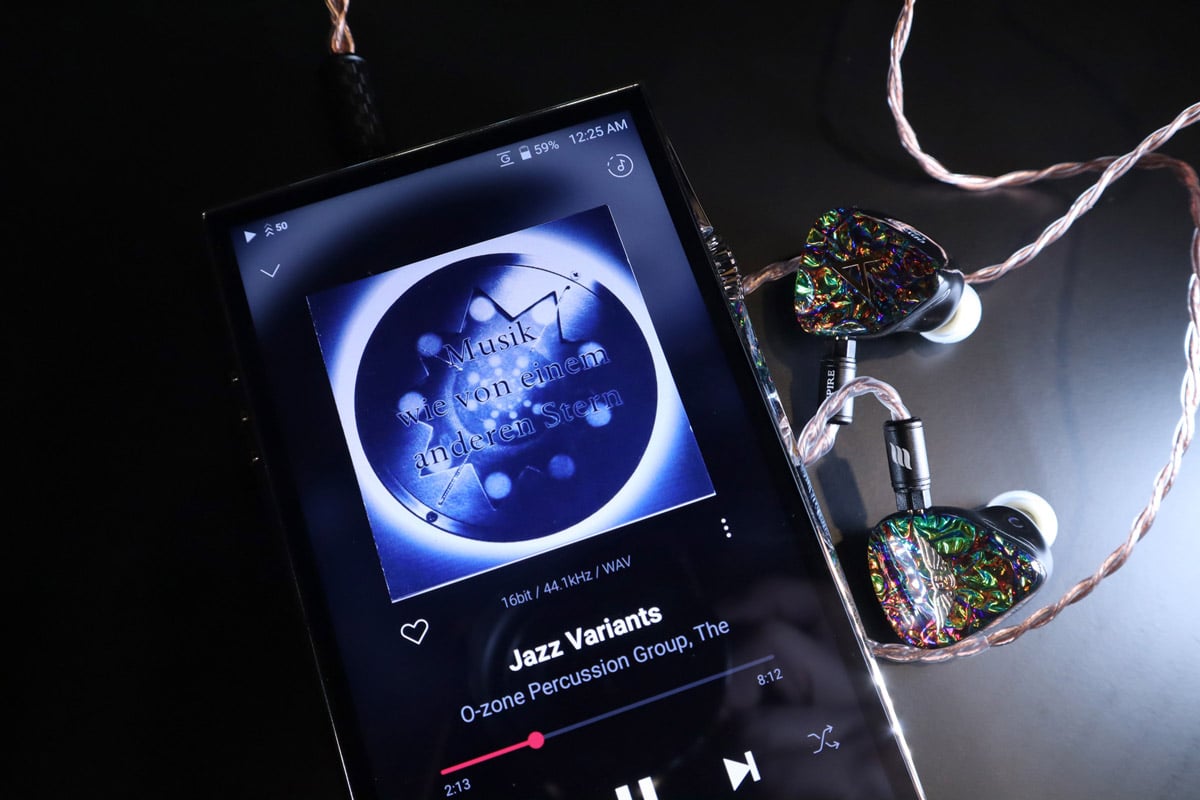 Astell&Kern 踏入成立第 10 周年，特別於尖沙咀 K11 Musea 設置 Astell&Kern 10 周年展覽，並在今日（24/10）舉行新品發佈會。為迎合新旗艦 DAP 機皇 A&ultima SP3000 的誕生，Astell&Kern 首次與美國耳機品牌 Empire Ears 合作，推出全新聯乘頂尖耳機型號 Odyssey，可謂是專為 A&ultima SP3000 調聲的新版本。