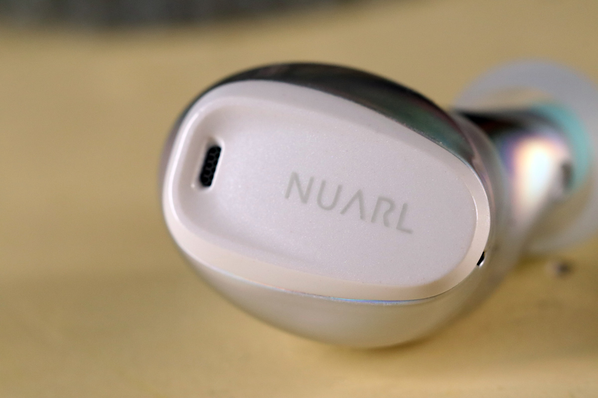 日本品牌 NUARL 的 mini 系列真無線耳機向來以輕巧便攜作賣點，繼熱賣款式 N6 mini 及 N6 mini2 之後，近日再推出了新型號 mini3，延續輕巧時尚、佩戴舒適之外，在功能及音質上都有明顯的提升。