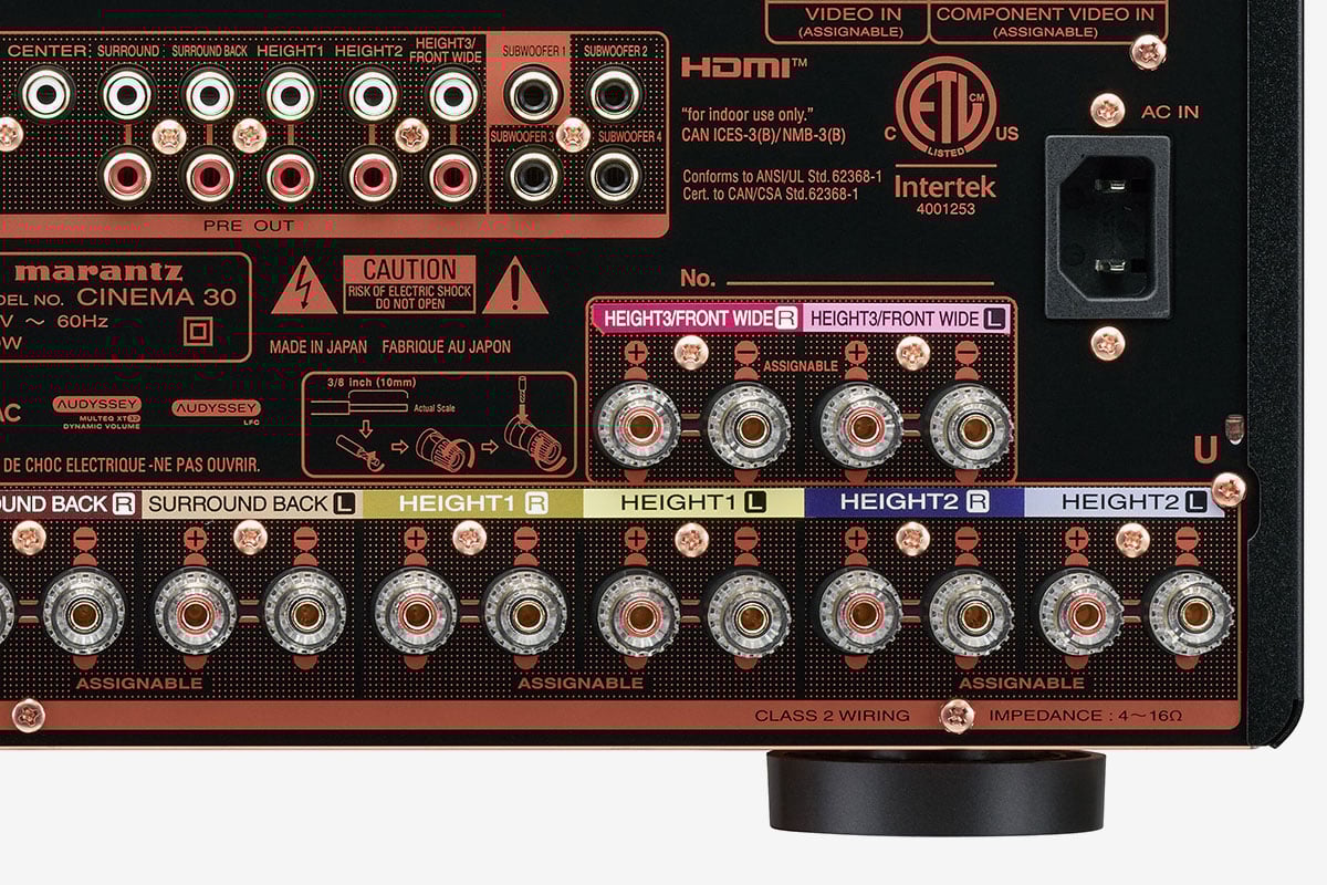 Marantz 繼中高階型號 CINEMA 40 以及旗艦前後級 AV 10、AMP 10 之後，等待已久的旗艦合併機 CINEMA 30 也終於正式登場。11.4 聲道輸出、支援 Dolby Atmos 以至 DTS:X Pro 等 3D 音效及 Dirac Live 調聲。作為自家頂級 AV 合併機旗艦，CINEMA 30 不止是簡單的聲道、功能增加，用料、設計上也有不少提升，而且聲效更相當有「電影感」！