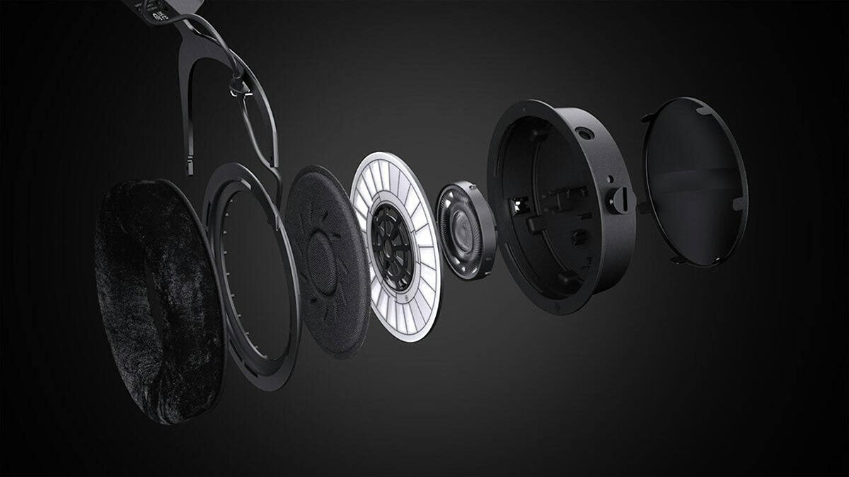 Beyerdynamic 的 DT 系列監聽耳機一向都極受專業錄音室和音樂製作人喜愛，1770 PRO、DT 1990 PRO 更可算是最經典的兩款型號。而最近隨著自家 Stellar.45 新一代動圈單元的推出，今次兩款經典型號都獲得升級，推出第二代的 DT 1770 PRO MKII 和 DT 1990 PRO MKII，究竟表現如何，和前作比較又有哪些提升？